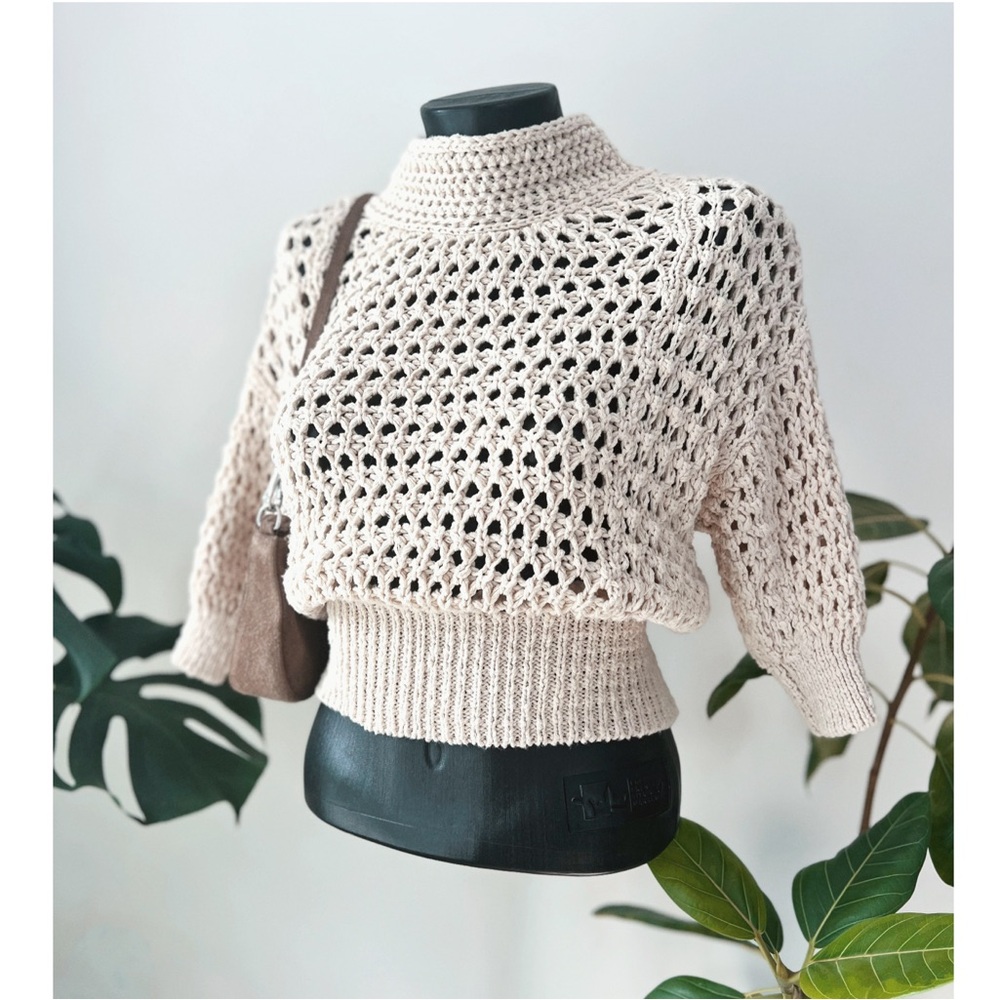 ASTR The Label (Revolve) | Crochet Top